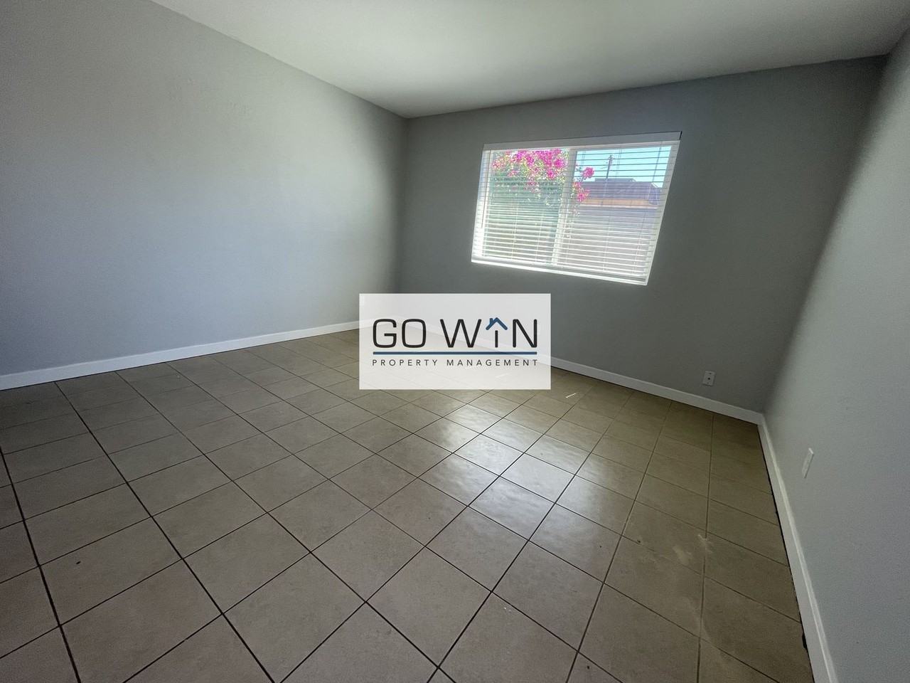 237 S Allen - Photo 2 of 18