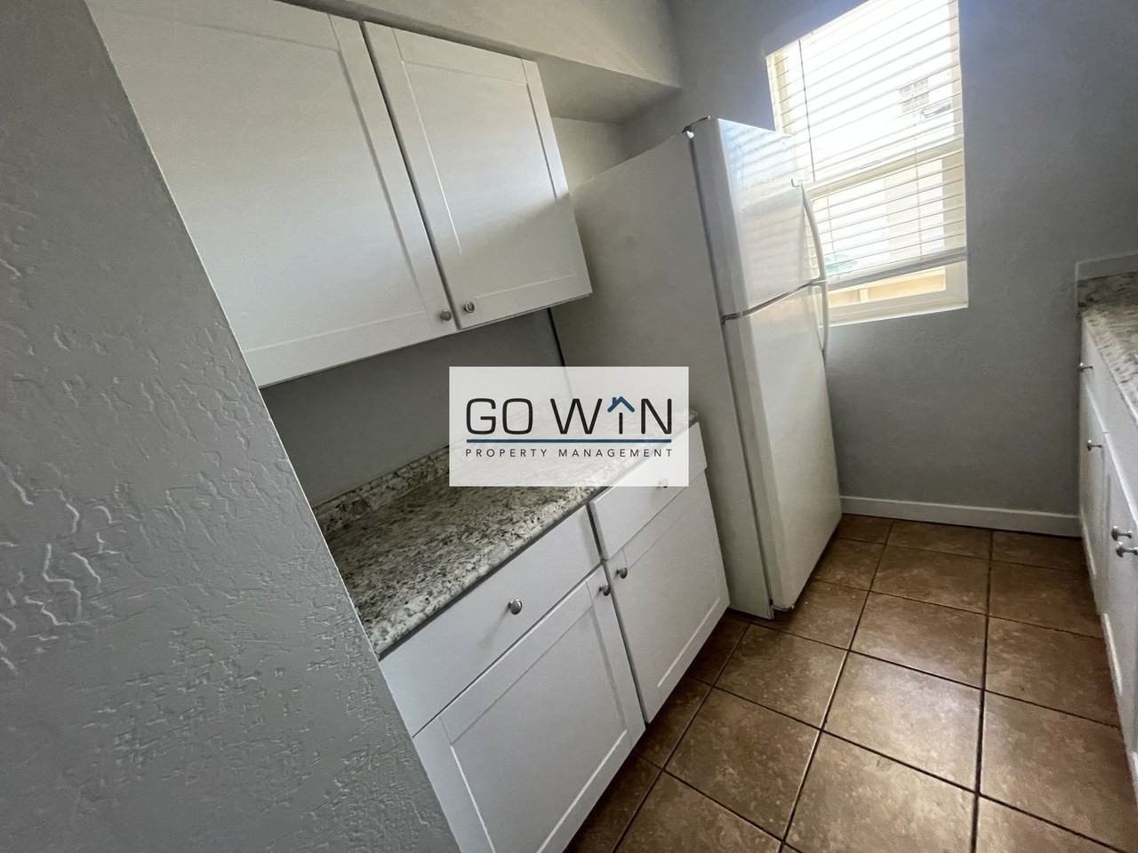237 S Allen - Photo 6 of 18