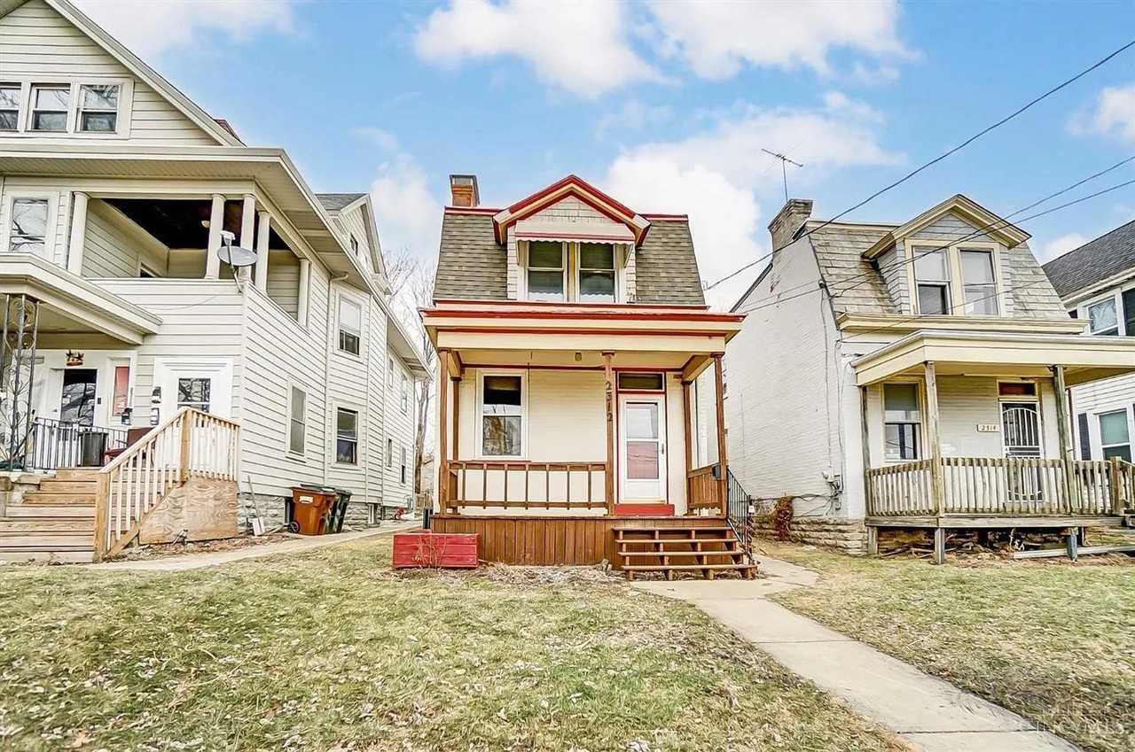 2312 Norwood Ave - Photo 4 of 25