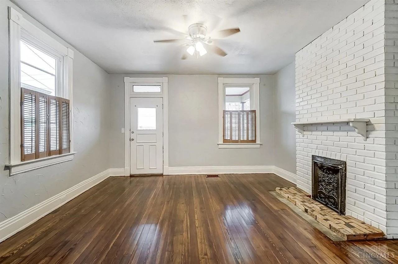 2312 Norwood Ave - Photo 5 of 25