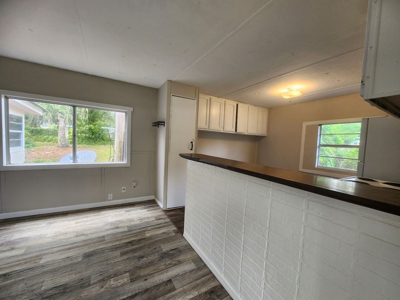 1920 Se 188th Ave - Photo 3 of 20