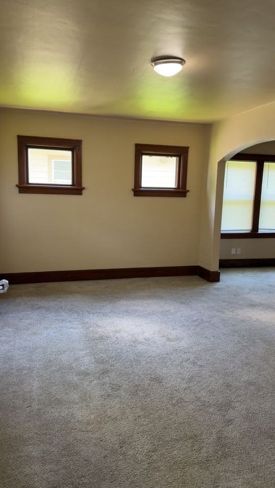 2611 N 54th St - Photo 2 of 9