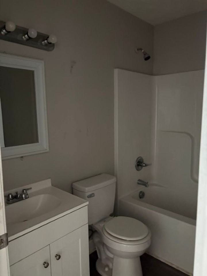 3243 Chandler St - Photo 4 of 9