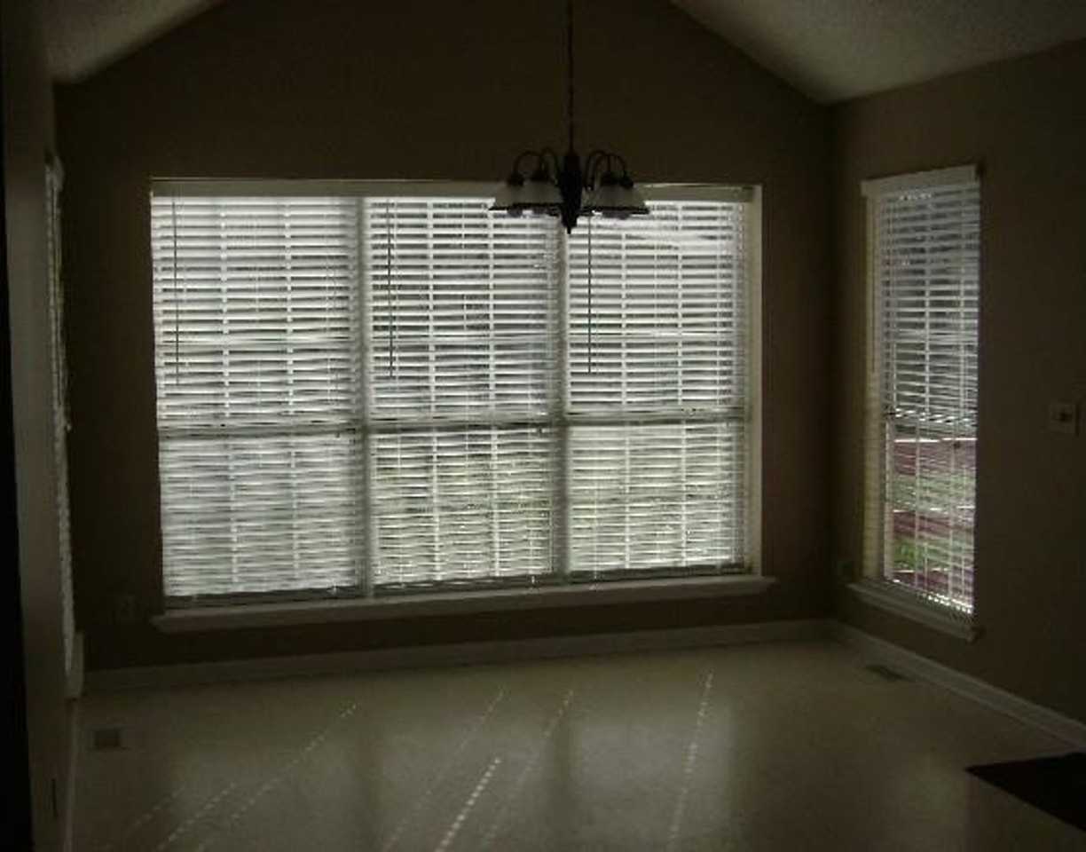 2506 Splinter Ct - Photo 4 of 9