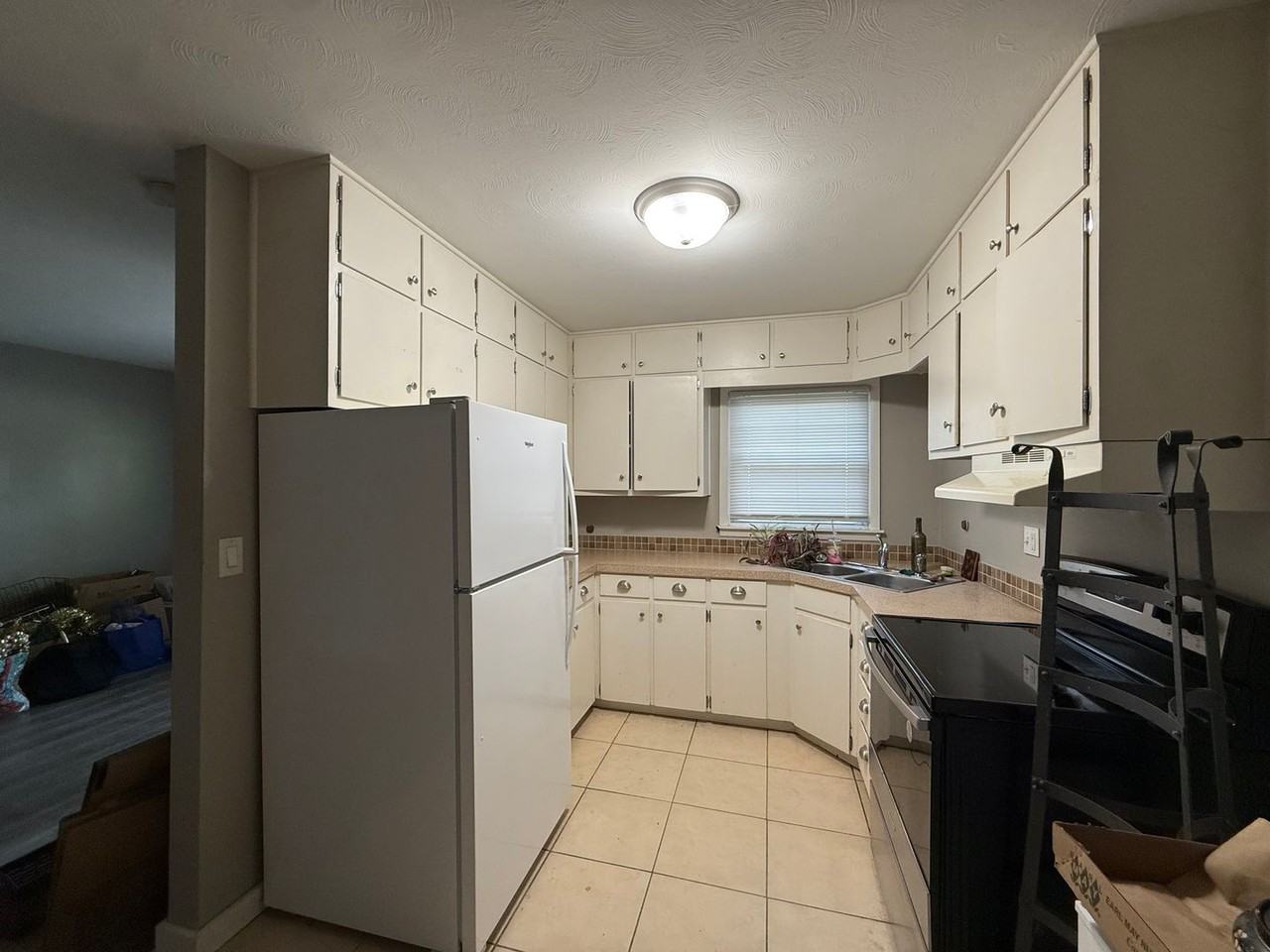 1816 High St - Photo 5 of 14