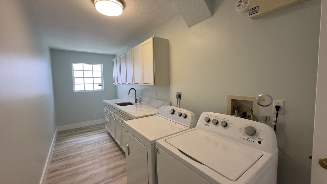 13285 Opal Ln - Photo 5 of 31