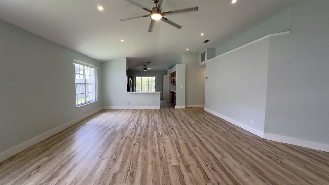 13285 Opal Ln - Photo 7 of 31