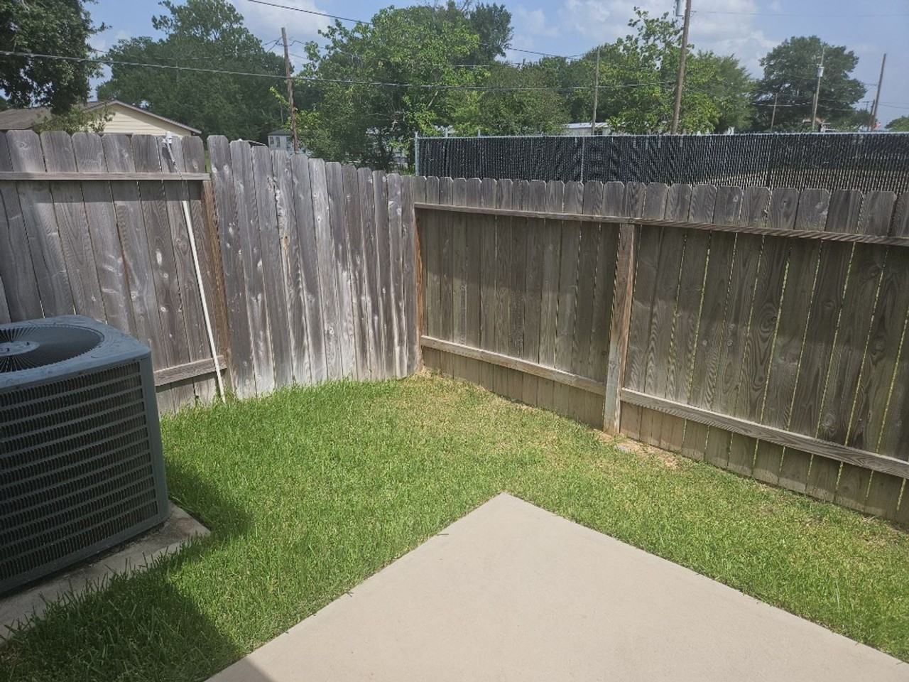 501 Hines Ave - Photo 6 of 19