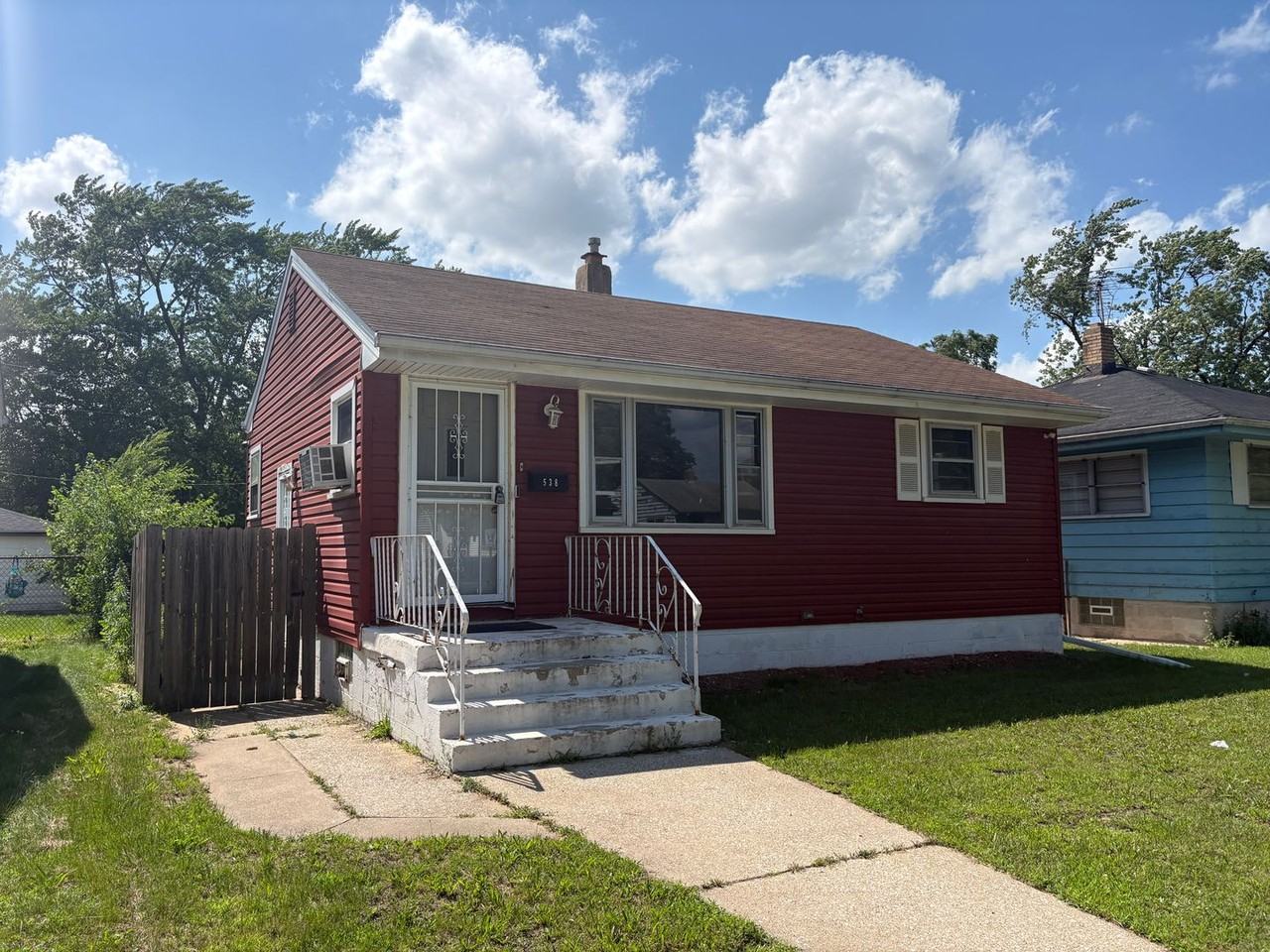 538 Dallas St - Photo 2 of 11