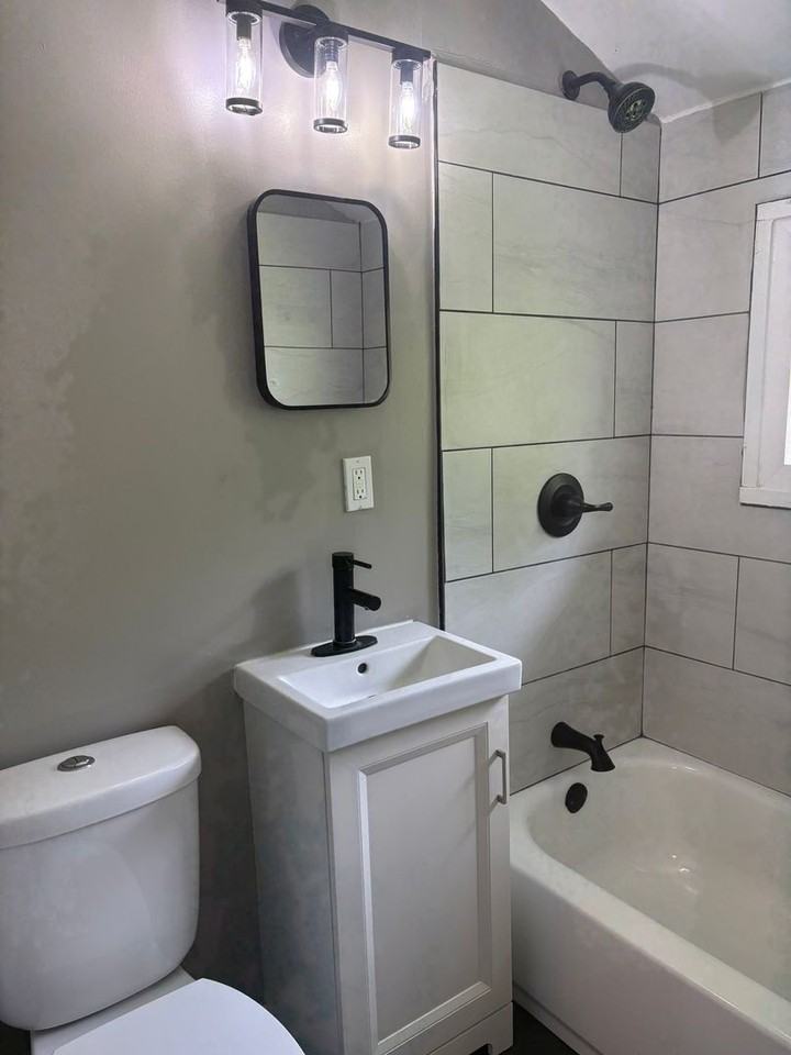 5073 Kentucky St - Photo 3 of 8