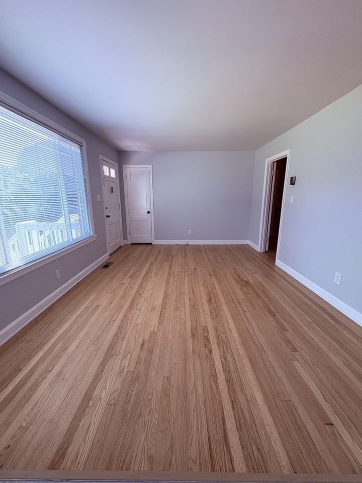 235 Madison Blvd - Photo 6 of 27