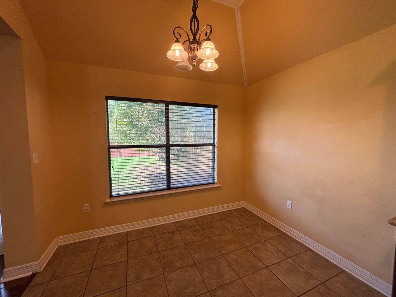 2218 Shumark Trl - Photo 7 of 22