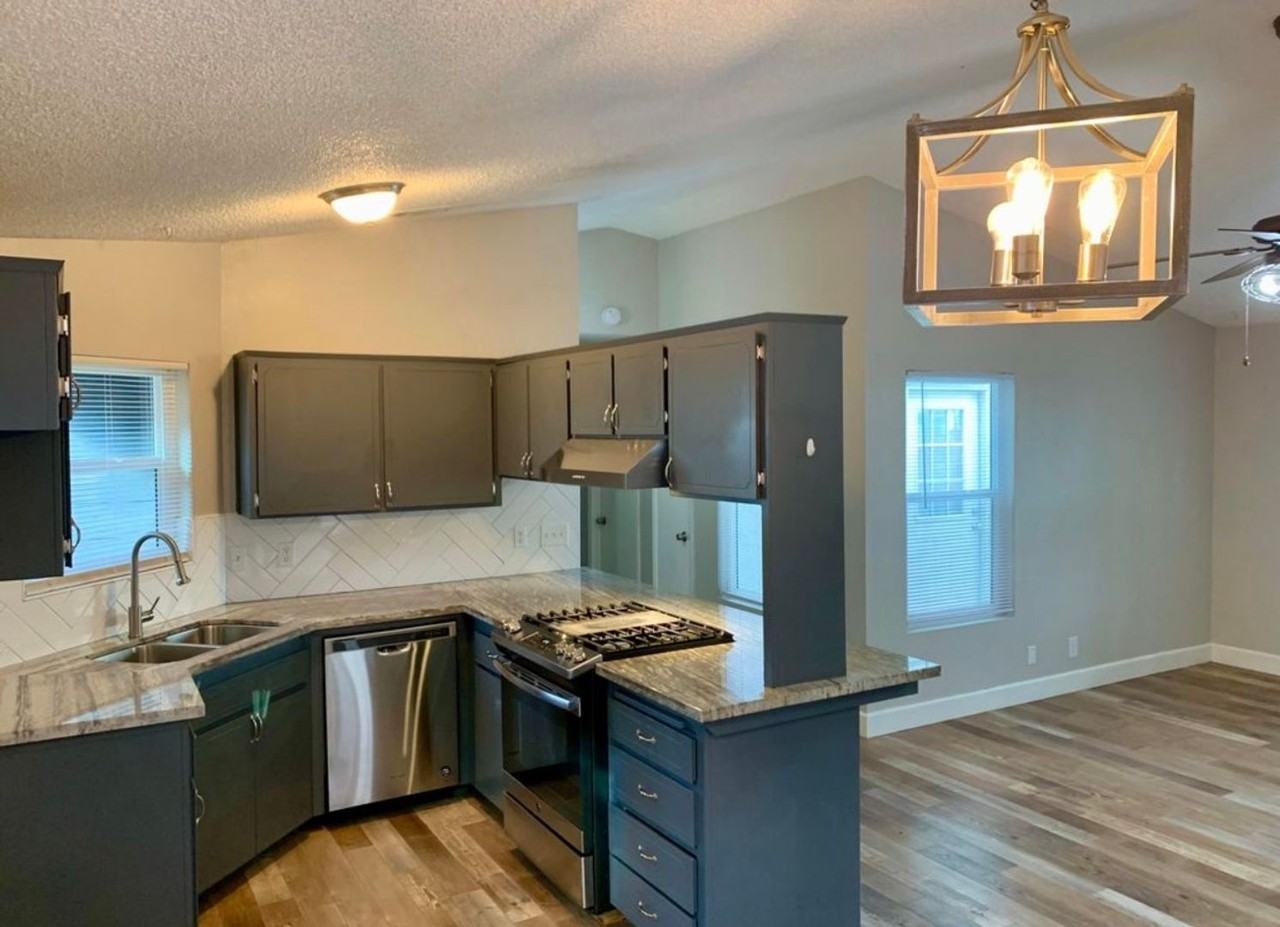 1403 E Sunnyview Ave - Photo 7 of 19