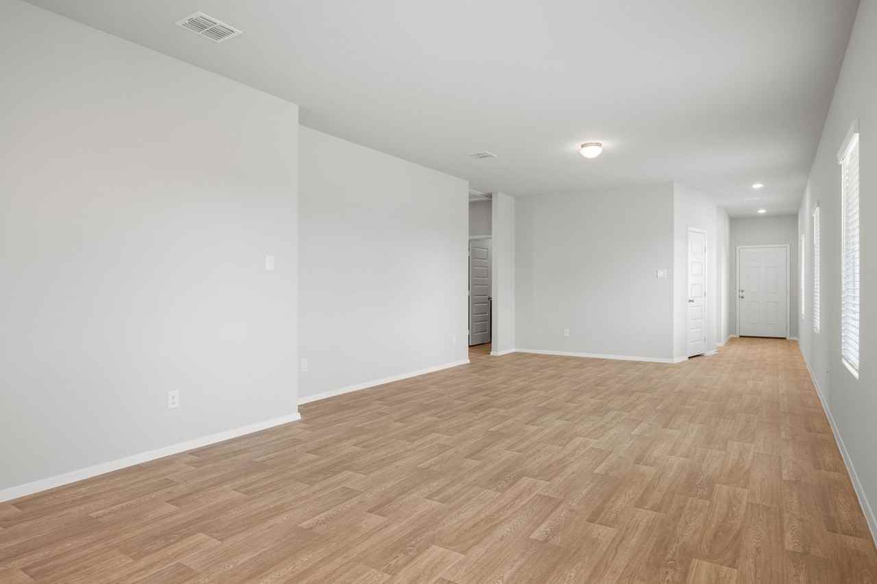 12013 Russo Dr - Photo 5 of 17