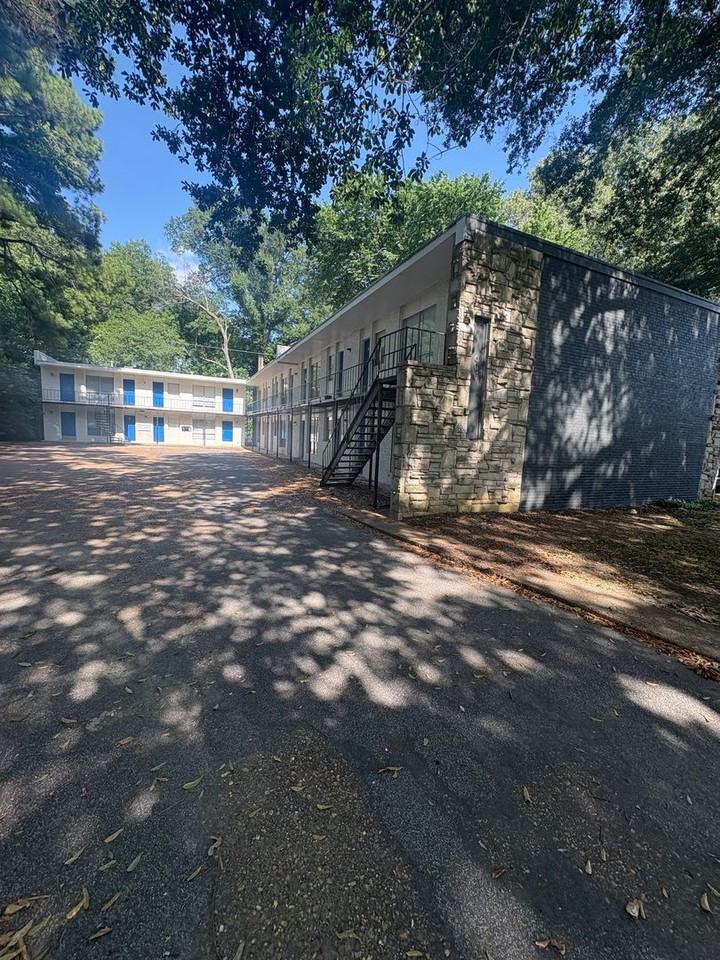 The Grove at Patterson - Photo 2 of 12