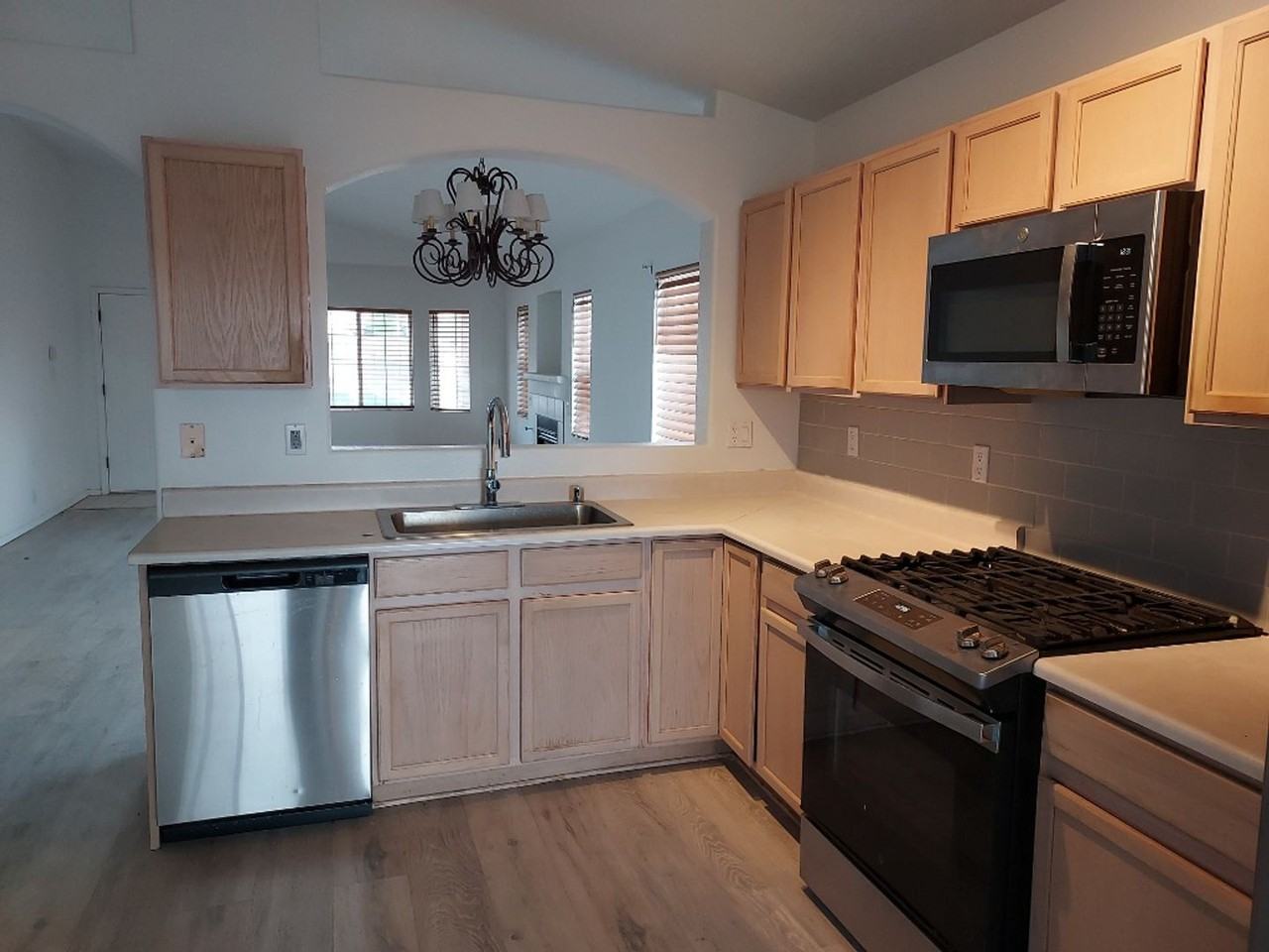 5908 Taurus Ave Nw - Photo 5 of 9