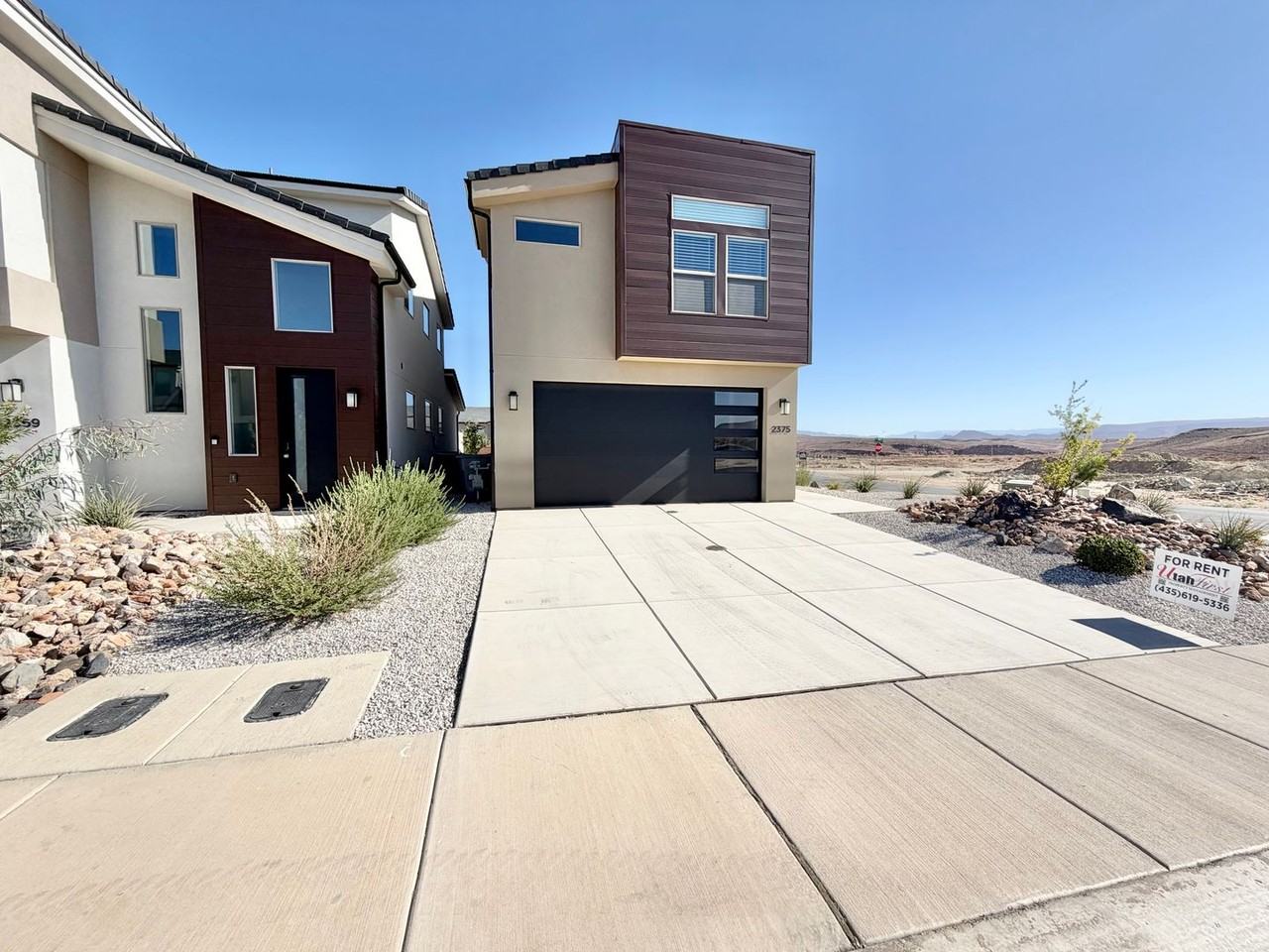 2375 E Luciano Ln - Photo 2 of 33