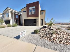 featured image of 2375 E Luciano Ln