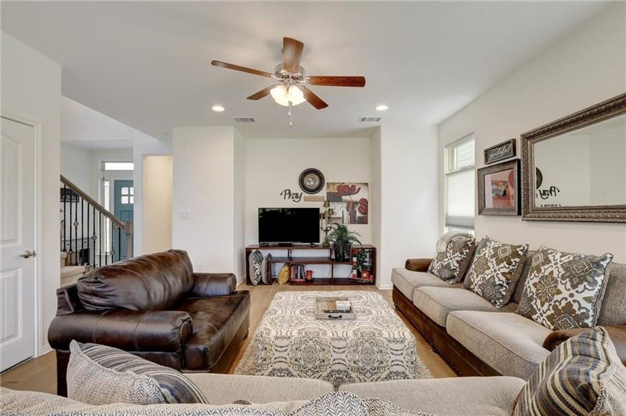 228 Simon - Photo 7 of 22