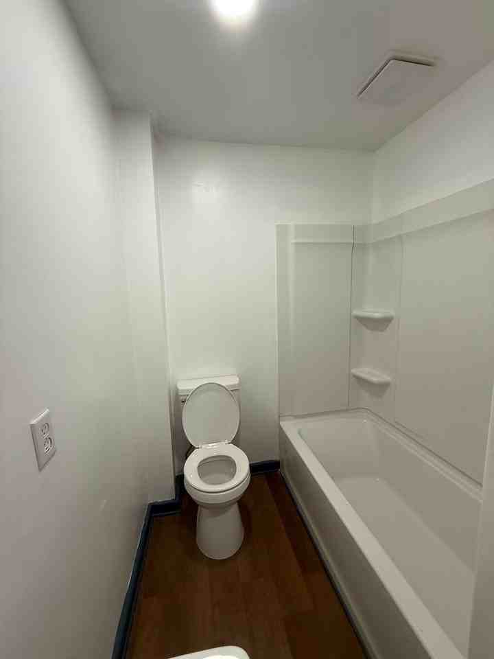 112 E North St - Photo 7 of 15