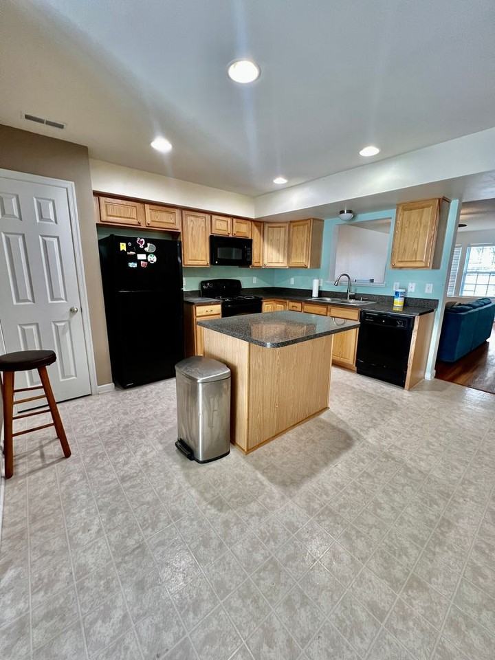 132 Hawks Run Rd - Photo 6 of 20