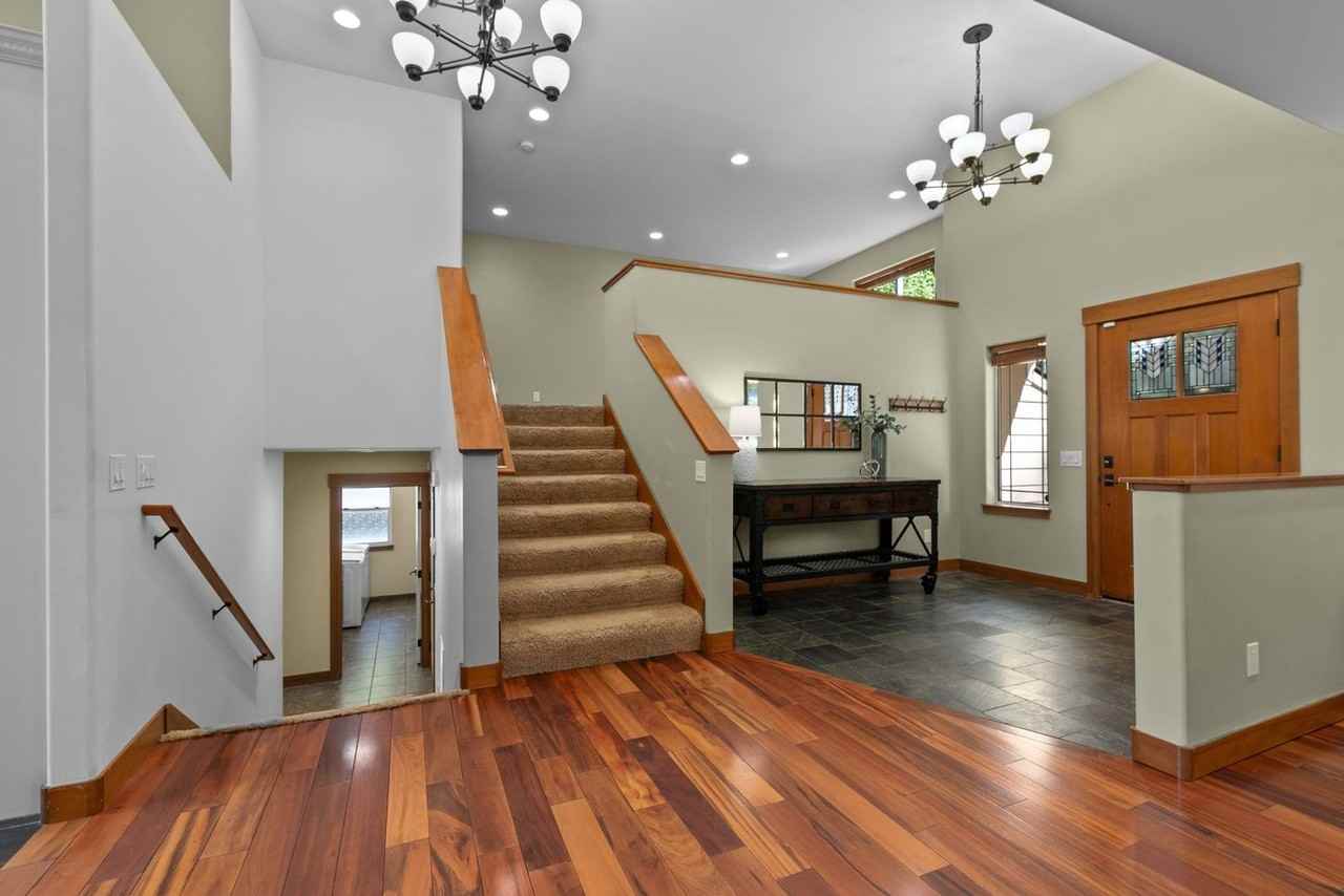 16 Sunflower Cir - Photo 4 of 38