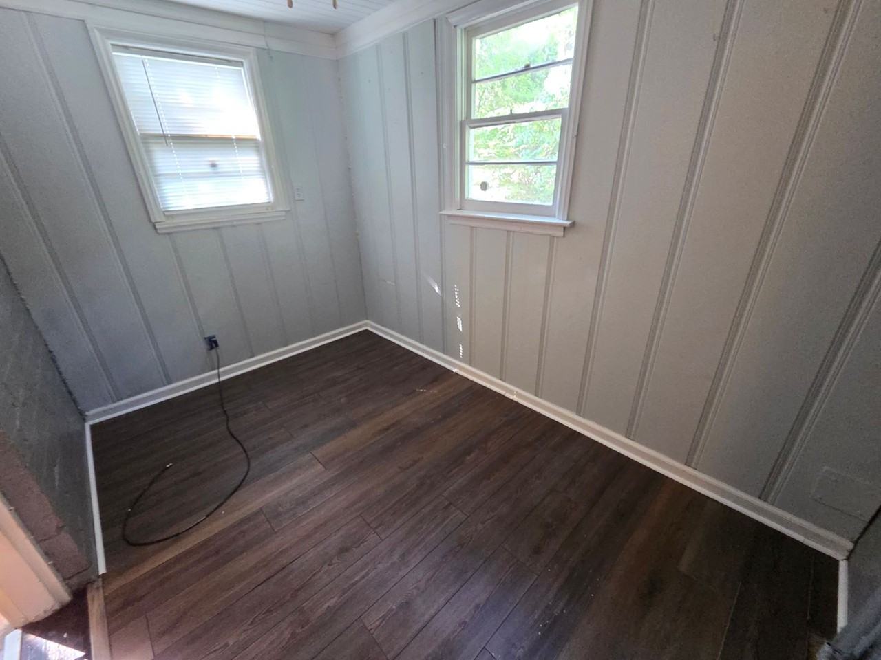 5862 E Heights Dr - Photo 4 of 18