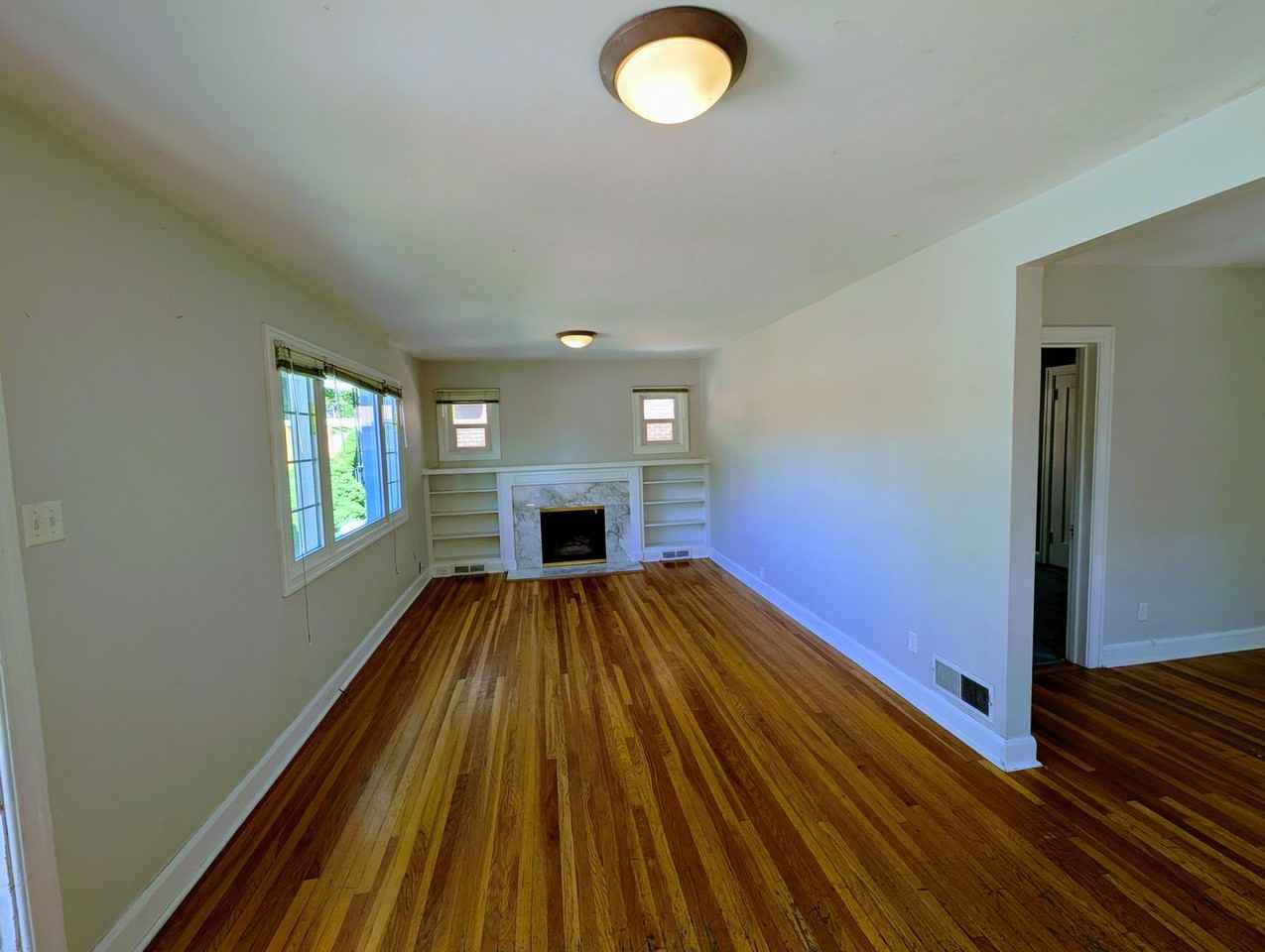 1208 E 700 S - Photo 4 of 26