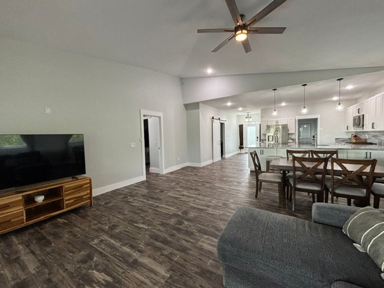 94-1526 Kaulua Cir - Photo 3 of 31