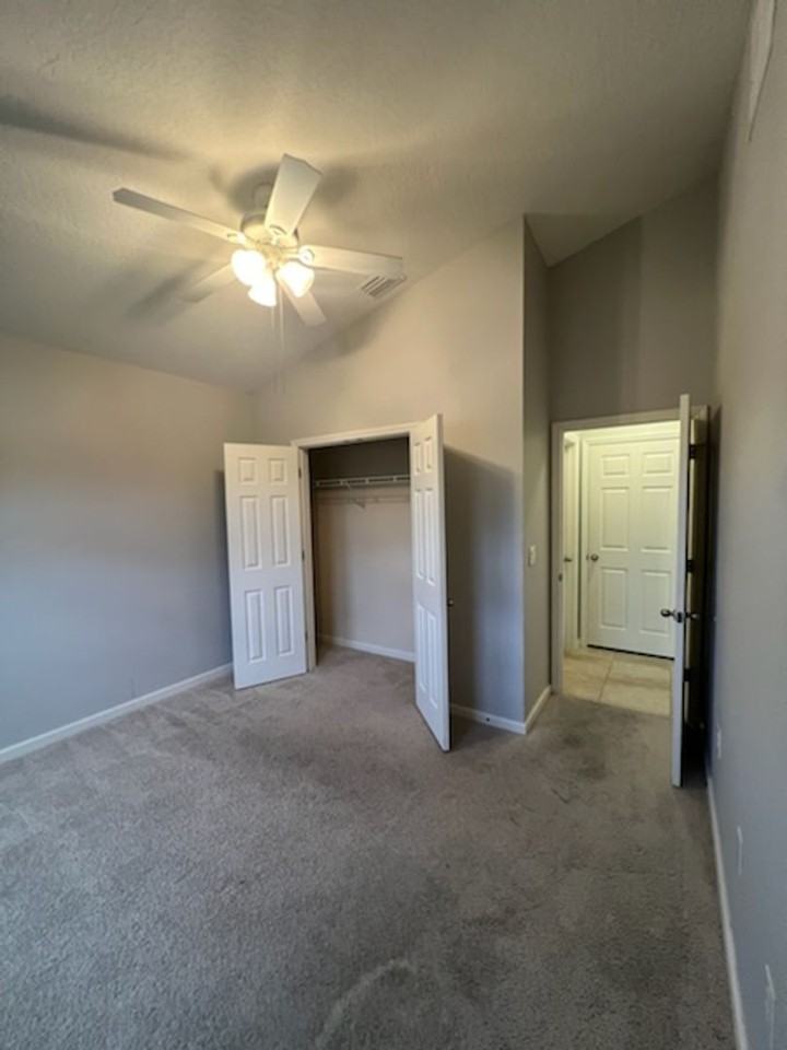 4528 Alligator Flag Cir - Photo 4 of 20