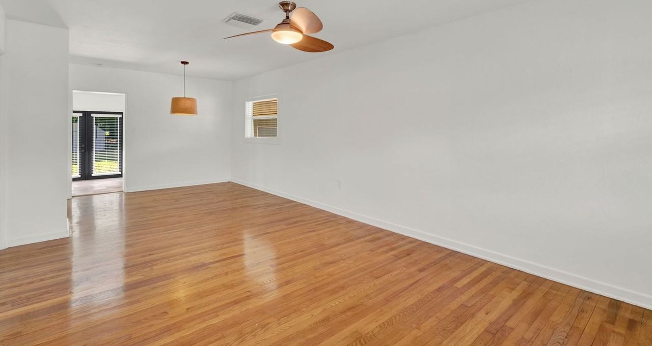 3345 Lila Dr - Photo 2 of 15