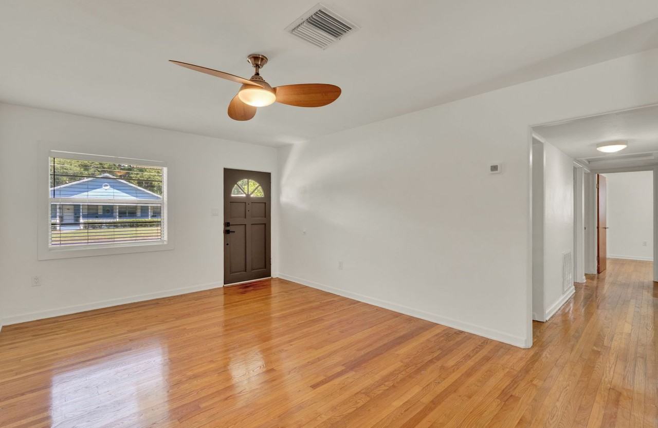 3345 Lila Dr - Photo 3 of 15