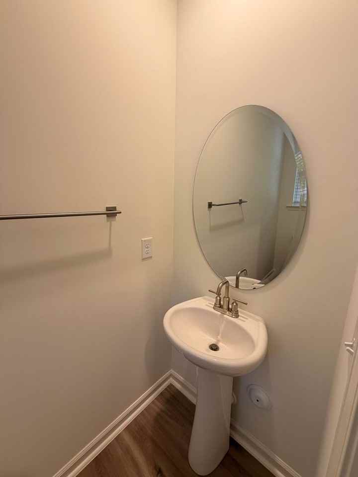128 Parker Ln - Photo 7 of 23