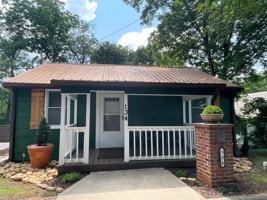 featured image of 134 Dallas St