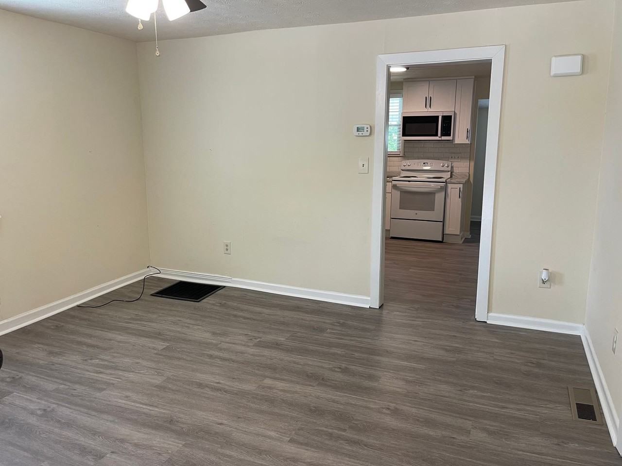 134 Dallas St - Photo 5 of 24