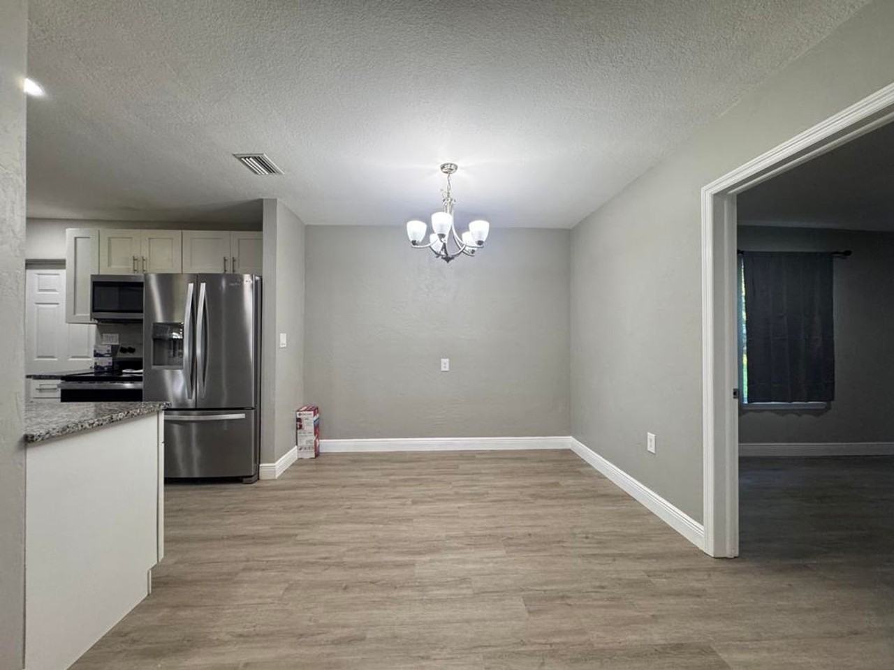 603 Ridge Blvd - Photo 5 of 21
