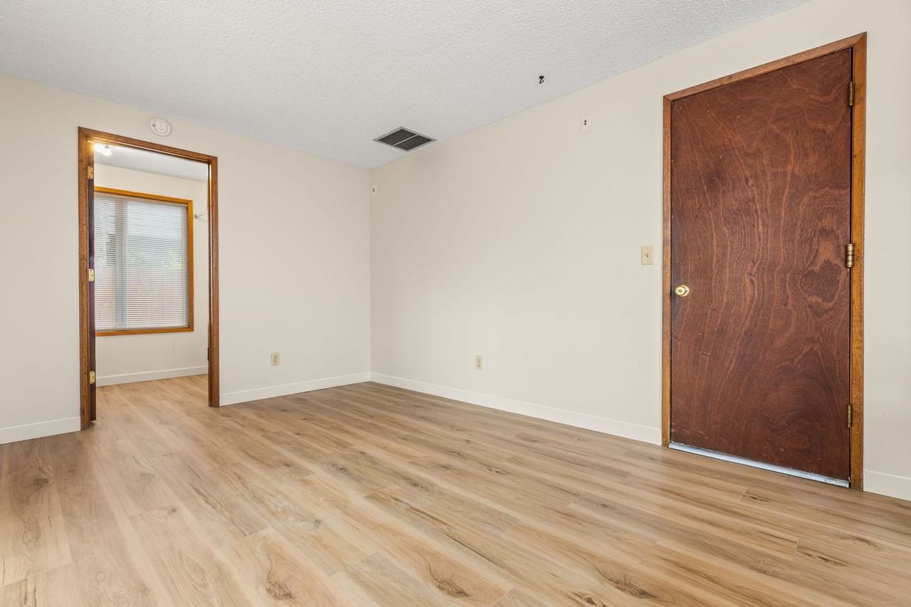 20329 Sw Rock Ct - Photo 6 of 44