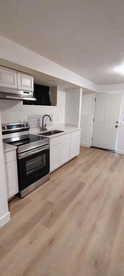 2016 W Hewwood Cir - Photo 2 of 24