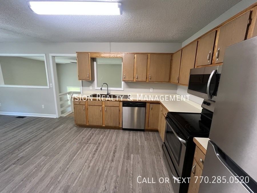 750 Blandenburg Rd Unit A #A - Photo 5 of 41