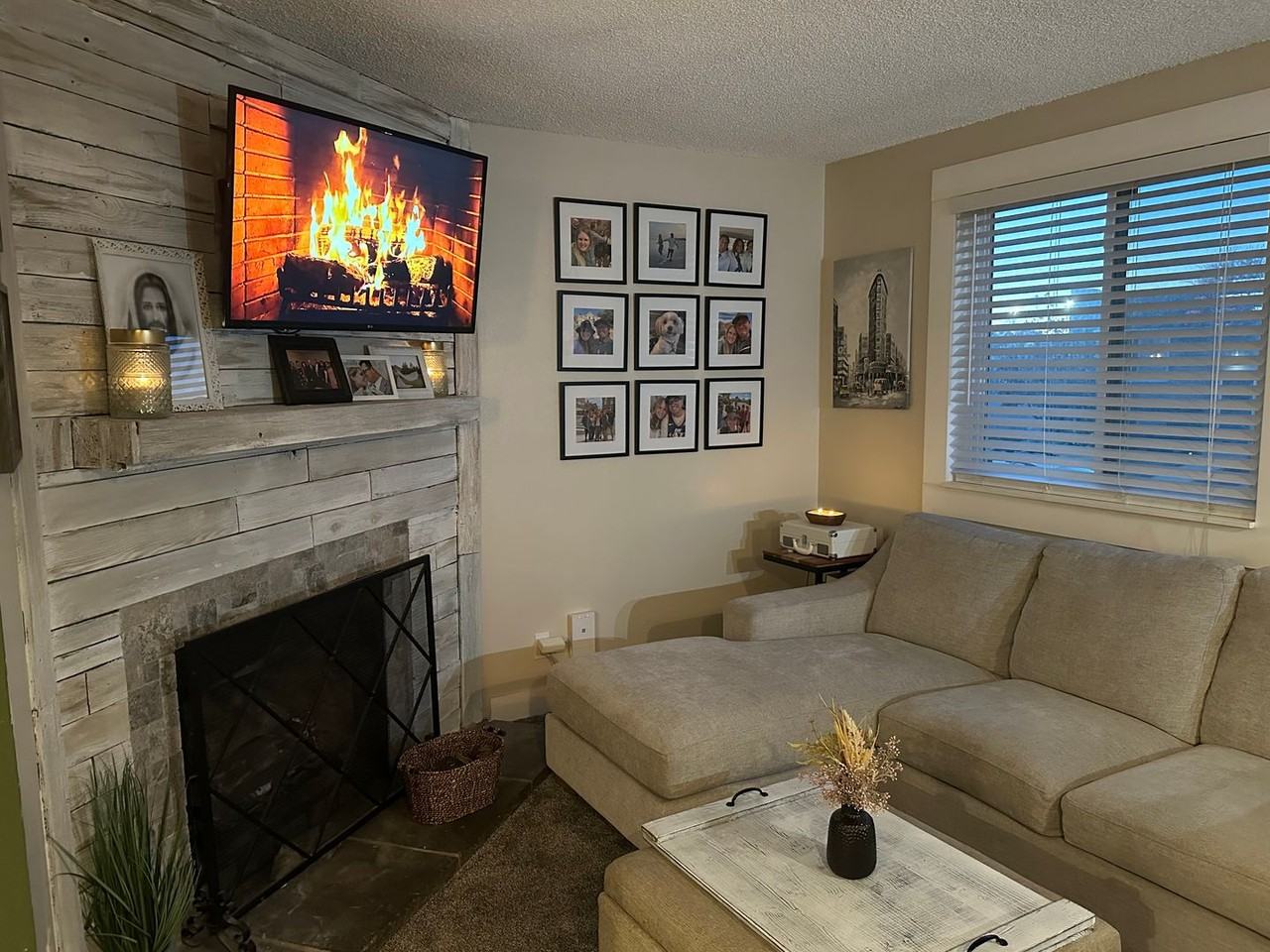 3847 W Burgess Rd - Photo 5 of 50