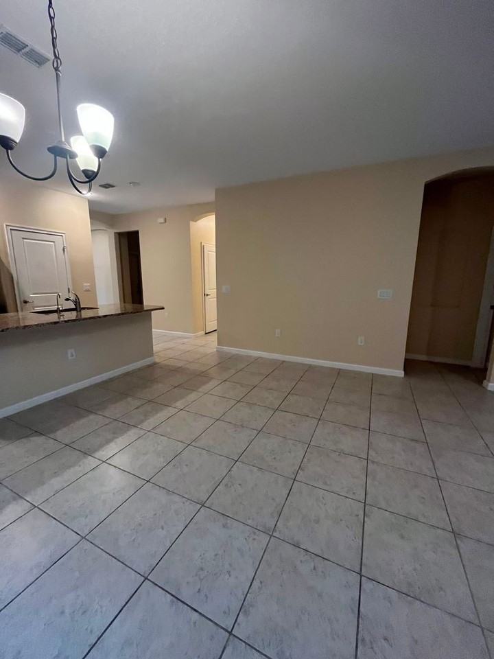 2229 Rush Bay Way - Photo 5 of 32