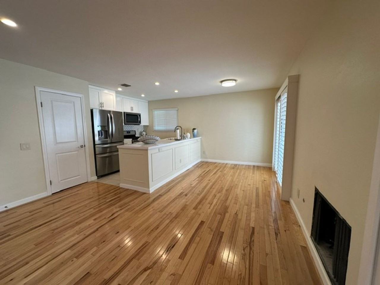 5331 Argos St - Photo 3 of 50