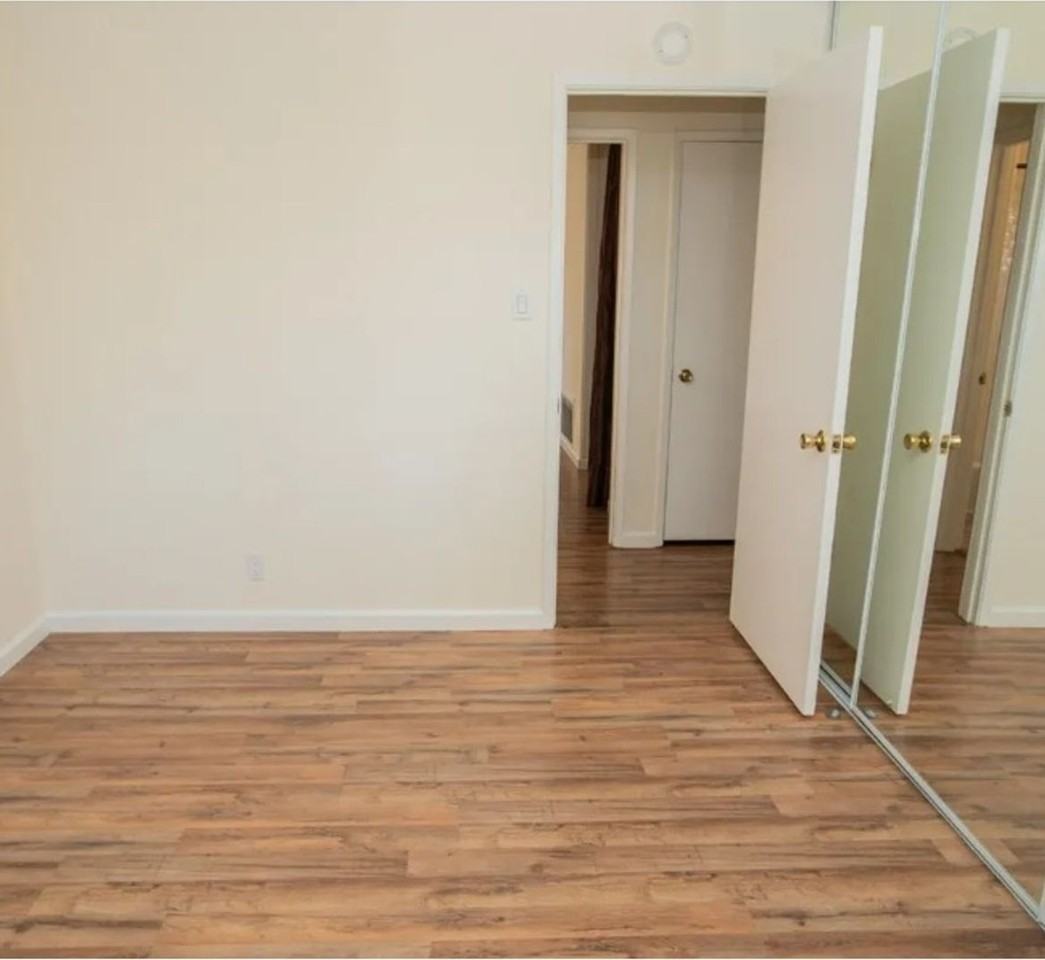 1115 Church St - Photo 6 of 10