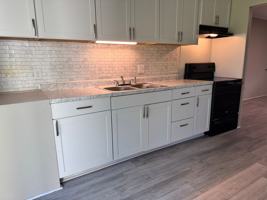 featured image of 511 Everett Ln #2