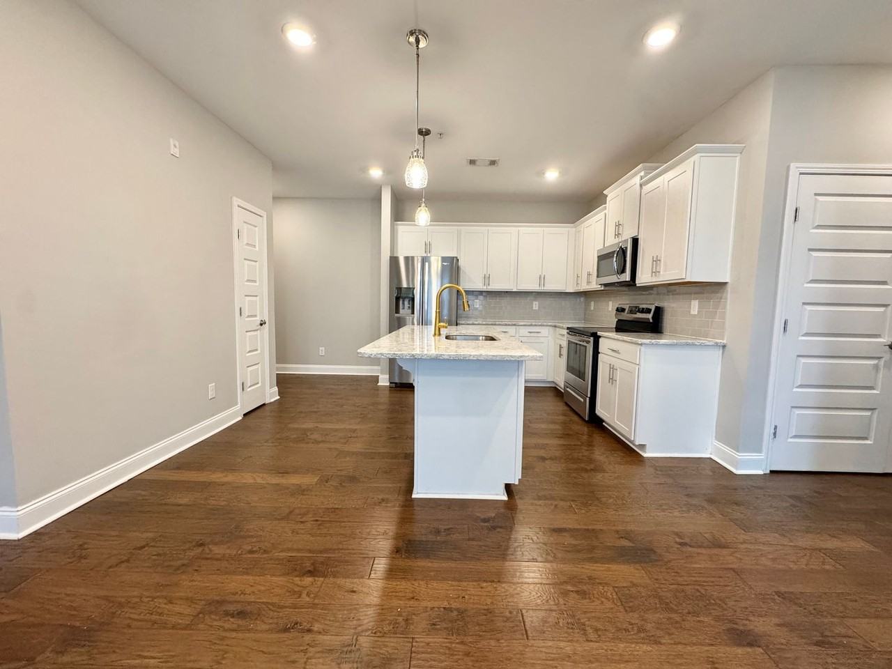 900 Vintage Green Ln #104 - Photo 4 of 29