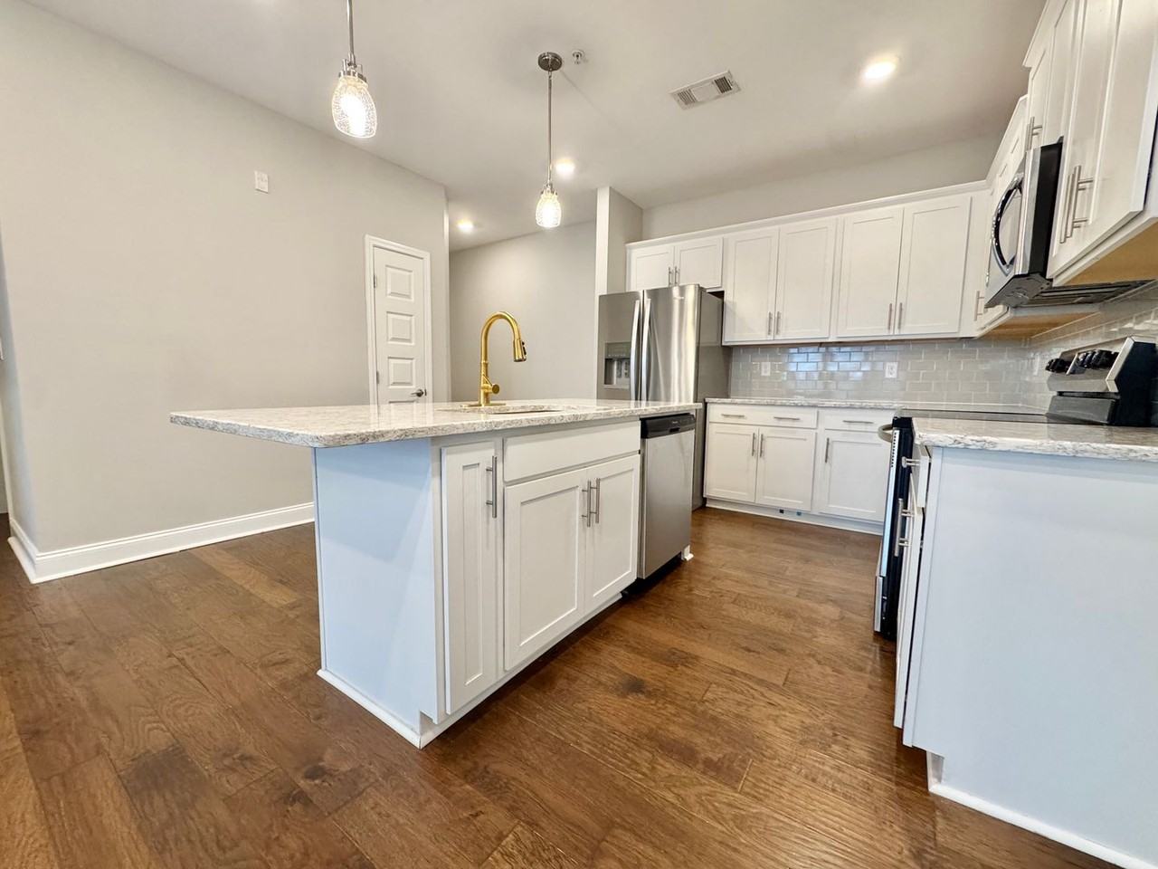 900 Vintage Green Ln #104 - Photo 6 of 29