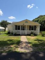 featured image of 144 Lacy Cir
