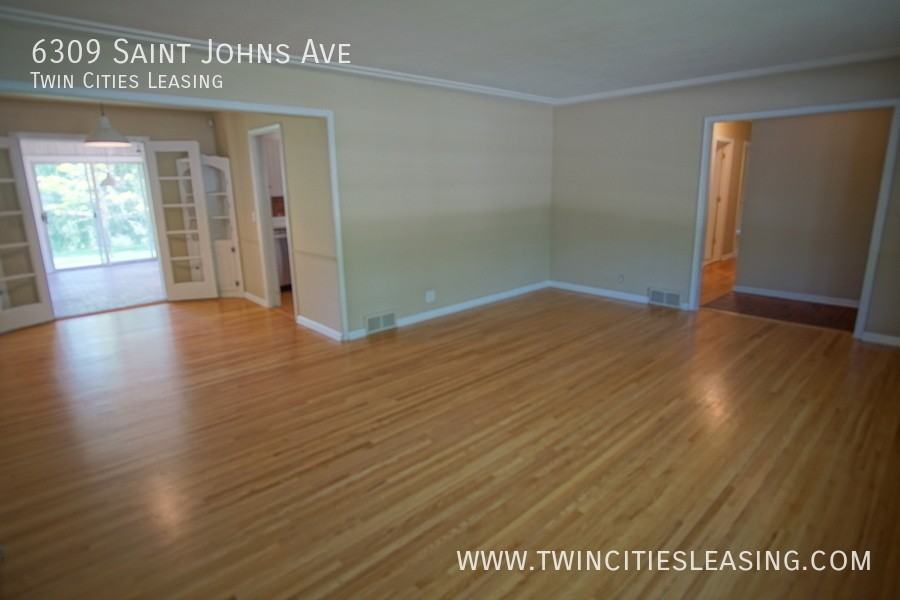 6309 Saint Johns Ave - Photo 4 of 32