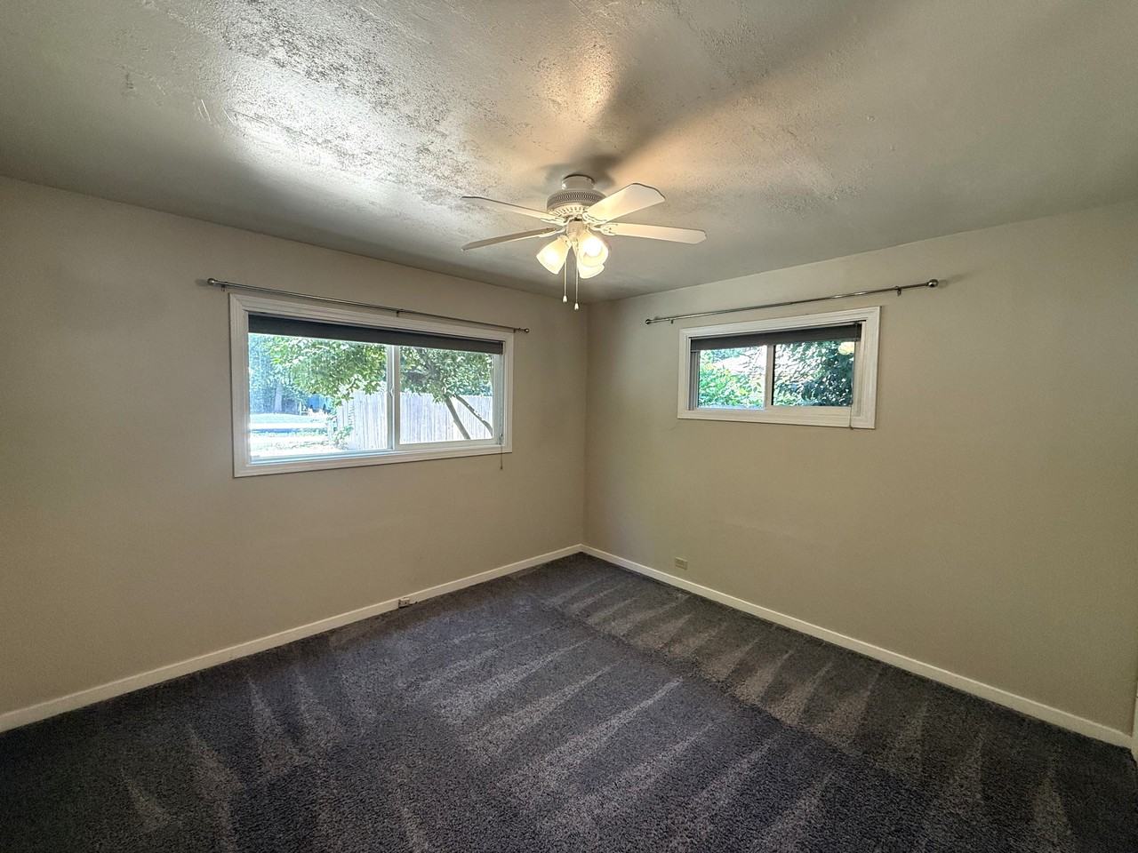 1925 Palm Ave #1 - Photo 7 of 13