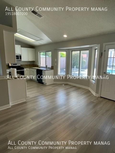 31176 Lahontan St - Photo 6 of 33